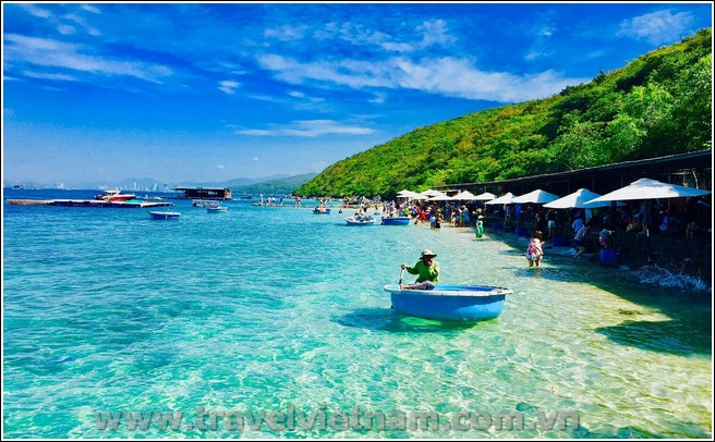 Tour du lịch Hạ Long 1 ngày: Sửng Sốt -Titop - Hang Luồn