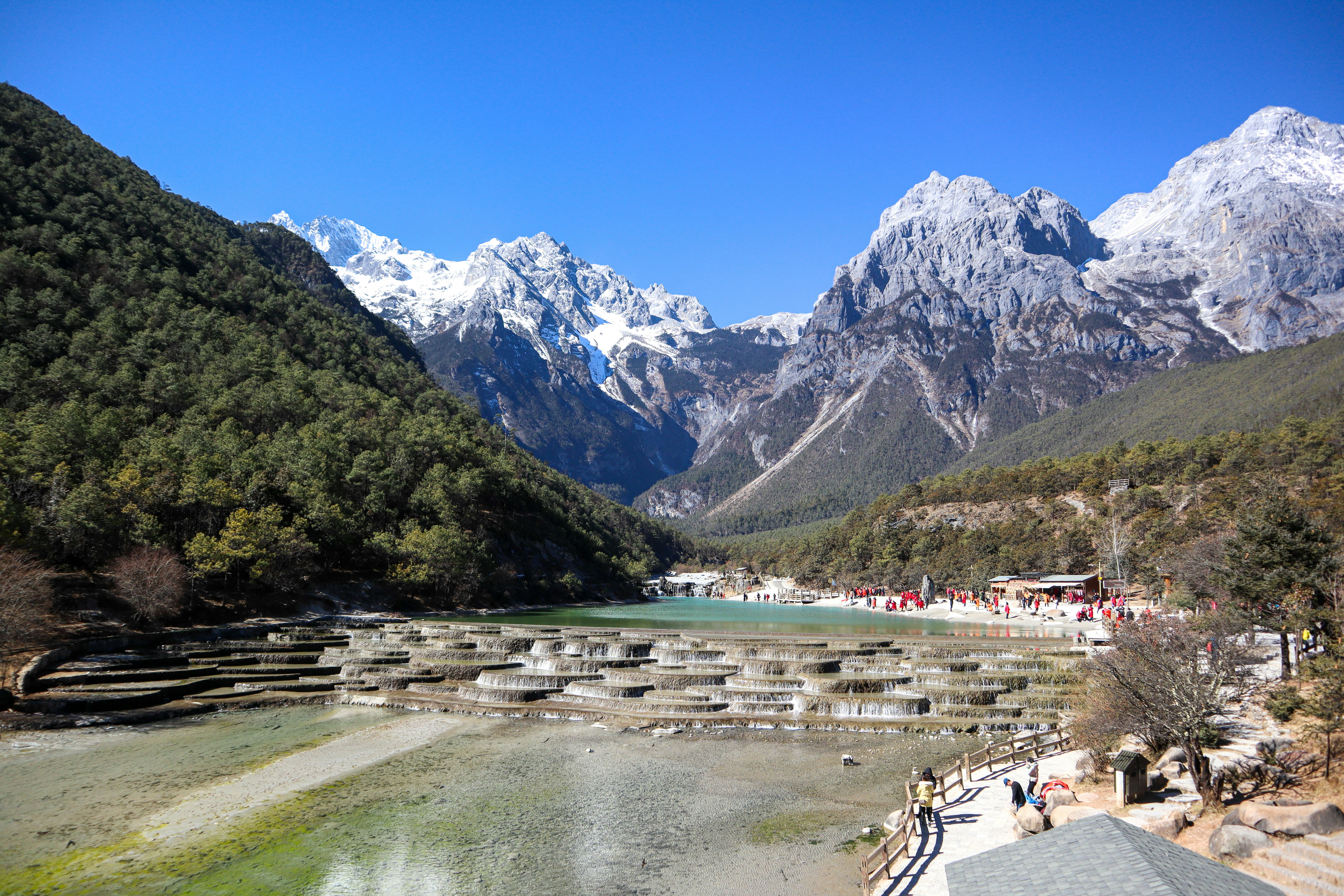 ChatGPT đã nói:  Tour Cát Bi – Lệ Giang – Shangrila (5N4Đ)